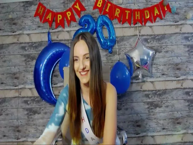 Live sex webcam photo for RileyFit #274116182