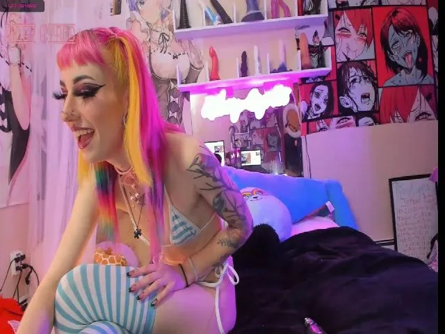 Live sex webcam photo for Riley_Cyriis #271724551