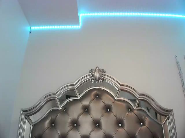 Live sex webcam photo for RileyxRoyce #274207495