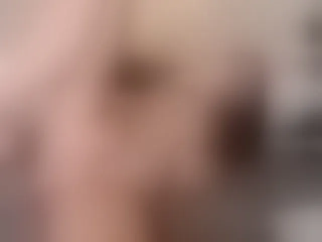 Live sex webcam photo for RinWhite #271880075