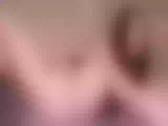 Live sex webcam photo for RinWhite #271918679