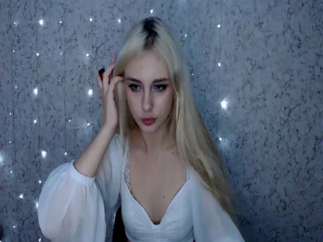 Live sex webcam photo for Ririma_xo #274331694