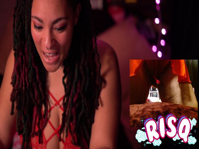 Live sex webcam photo for RisqueeSlayyy #272381940