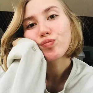 Live sex webcam photo for RiverSong_ #278259247