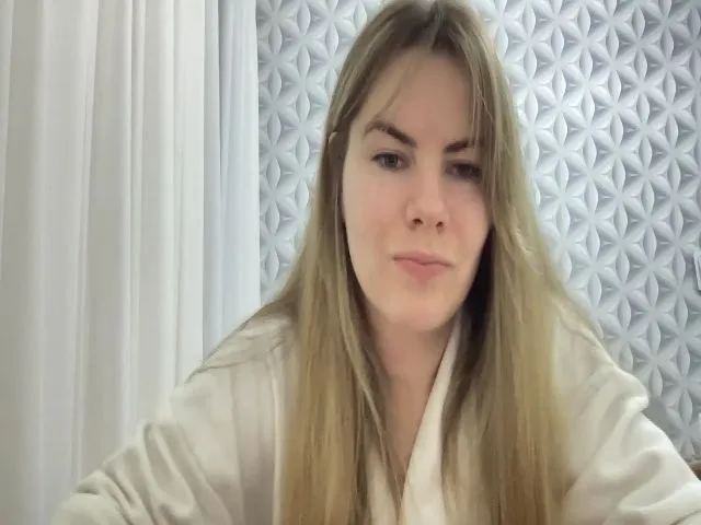 Live sex webcam photo for Rock_n_cute #273016329
