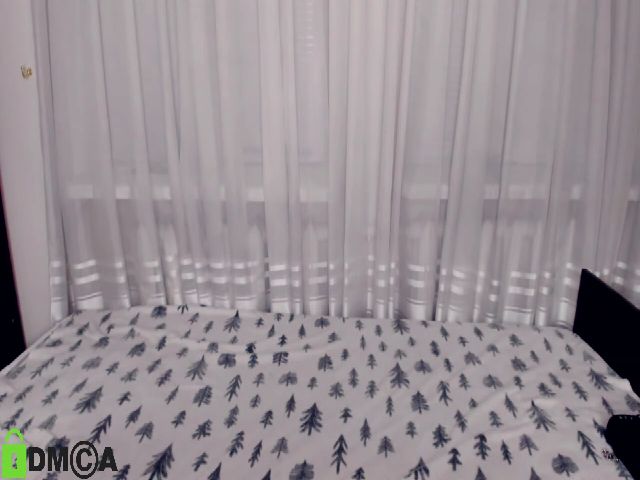 Live sex webcam photo for RocketG1rl #272231398