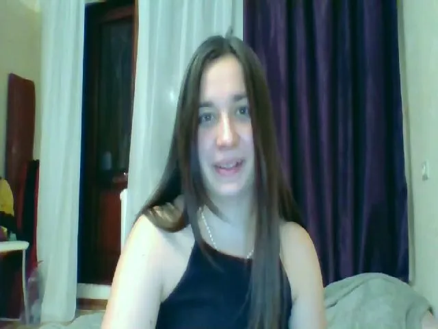 Live sex webcam photo for RocknKitty_ #272415379
