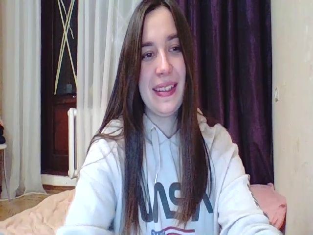 Live sex webcam photo for RocknKitty_ #272902459