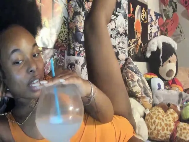 Live sex webcam photo for Rocxxxy #272565525