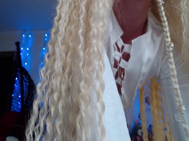 Live sex webcam photo for RoomOfBears #274354784