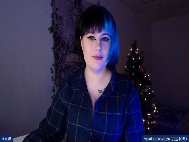 Live sex webcam photo for RoomOfGhosts #271846302