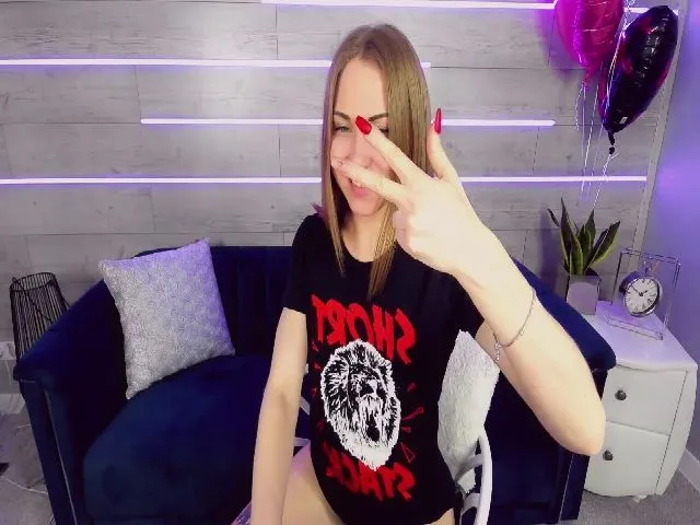 Live sex webcam photo for RoomOvernight #272492794