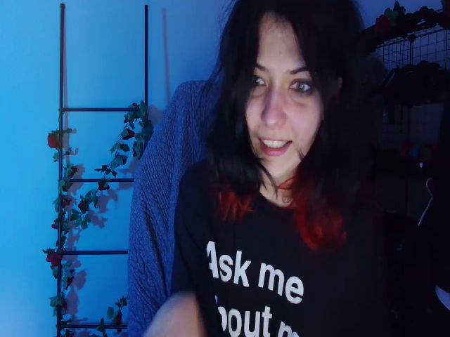 Live sex webcam photo for RoomToAvoid #274584098