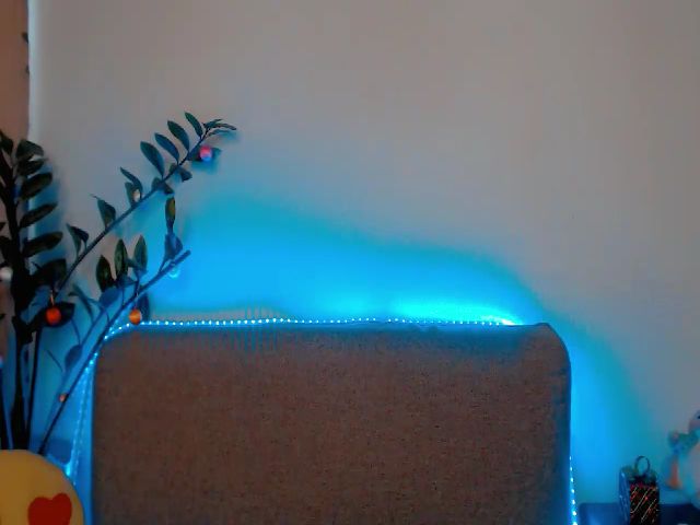 Live sex webcam photo for RosaLise #272066836