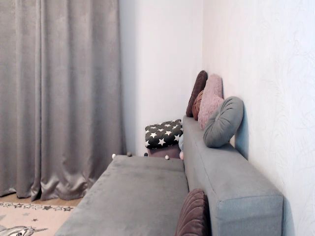 Live sex webcam photo for Rose229 #272414622