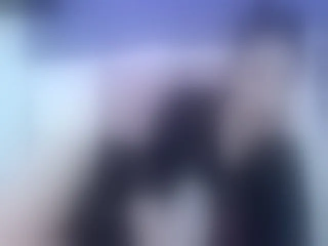 Live sex webcam photo for RoseCharleen #273289458