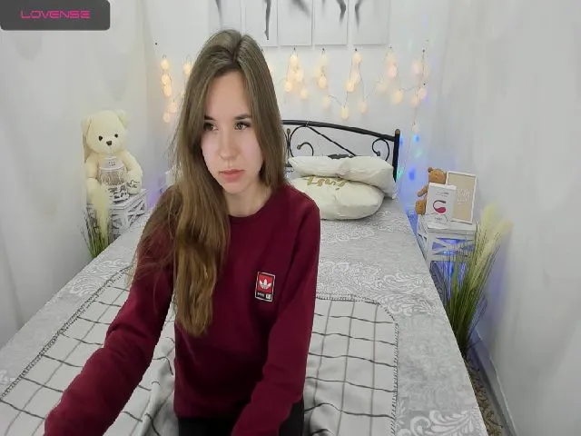 Live sex webcam photo for RoseMoet #272084192