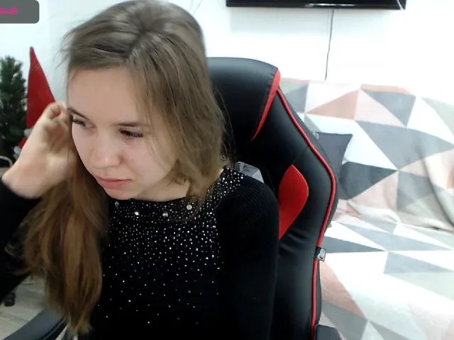Live sex webcam photo for RoseMoet #272120861