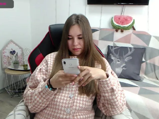 Live sex webcam photo for RoseMoet #272885515