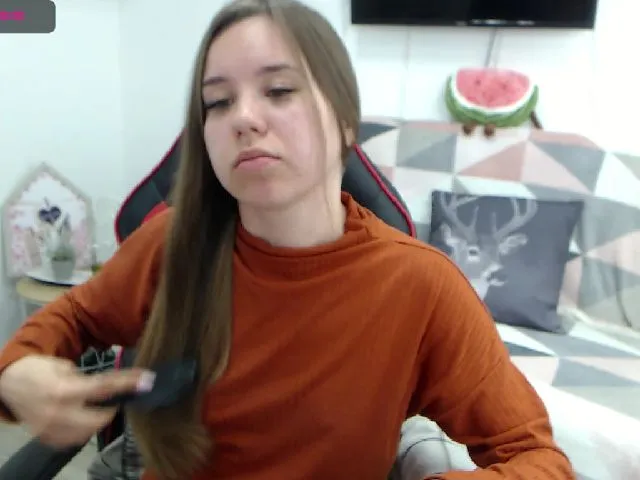 Live sex webcam photo for RoseMoet #273032259