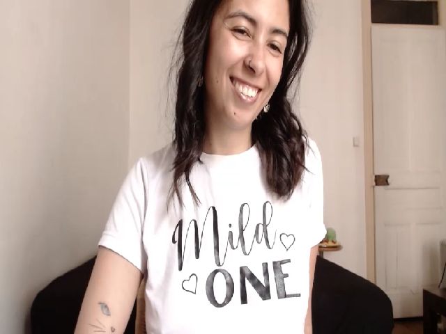 Live sex webcam photo for Rose_blanc #273846338