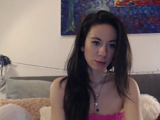 Live sex webcam photo for RoselynMoon #272805150