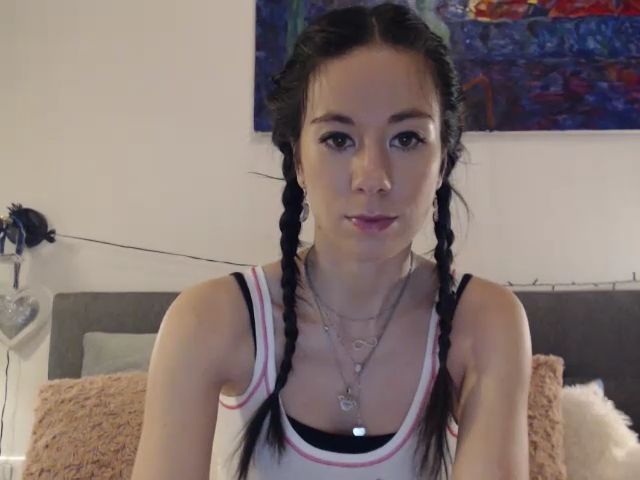 Live sex webcam photo for RoselynMoon #272843998