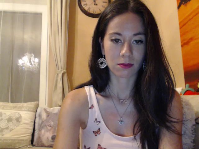 Live sex webcam photo for RoselynMoon #273828315