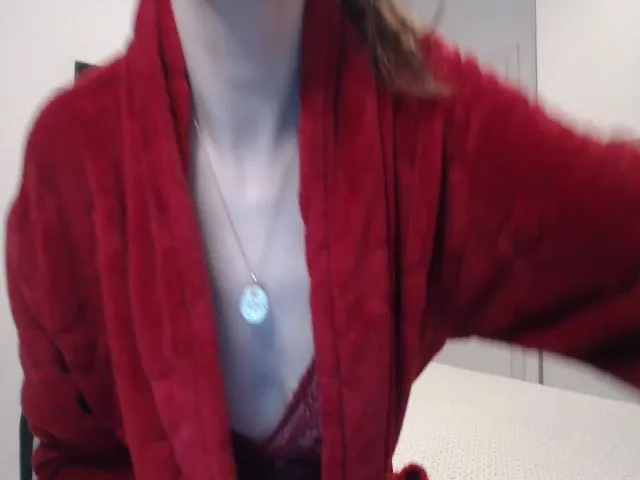 Live sex webcam photo for RosesLovee #271865633