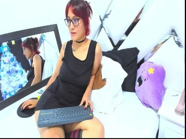 Live sex webcam photo for Rosesmith1x #271824116