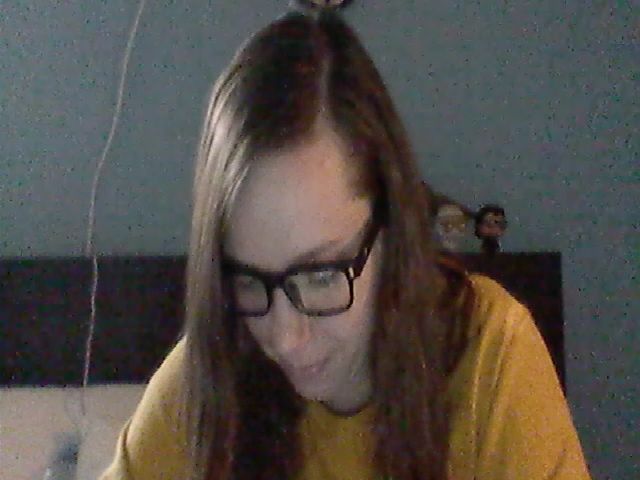 Live sex webcam photo for Roseycheeks22 #272232431