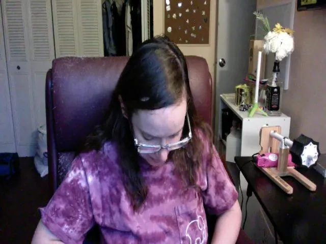 Live sex webcam photo for Roseycheeks22 #272899178