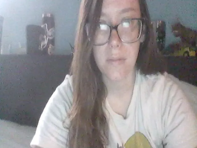 Live sex webcam photo for Roseycheeks22 #272953659