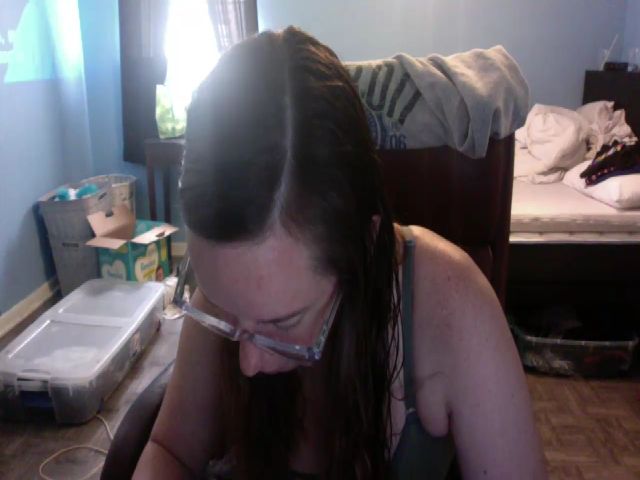 Live sex webcam photo for Roseycheeks22 #274233091