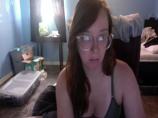 Live sex webcam photo for Roseycheeks22 #274233398