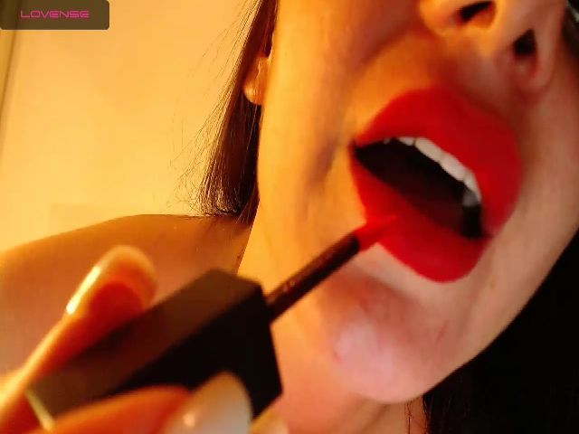 Live sex webcam photo for Rosse01 #272965009