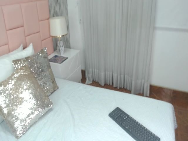 Live sex webcam photo for Rouse_bennett #272262244