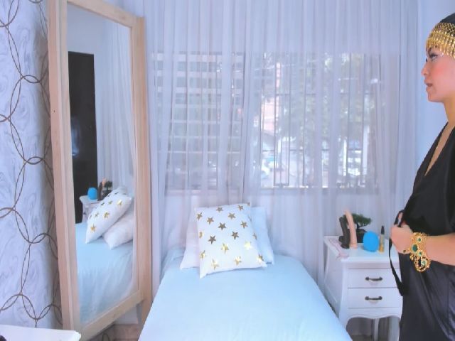 Live sex webcam photo for Rouse_bennett #272568580