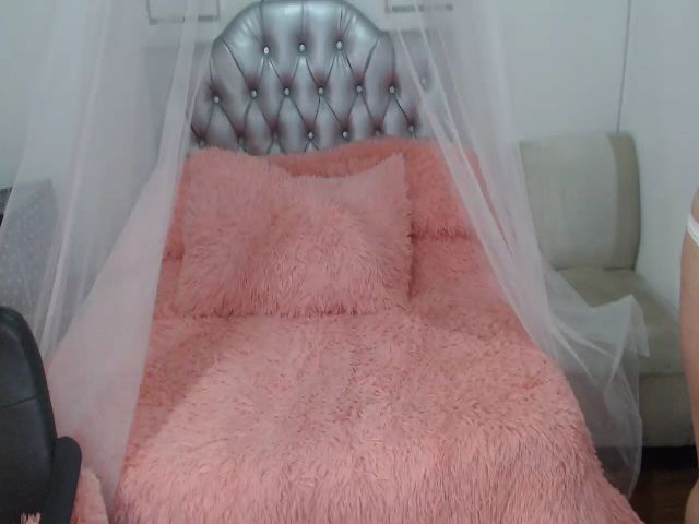 Live sex webcam photo for RouseePrety #272041251