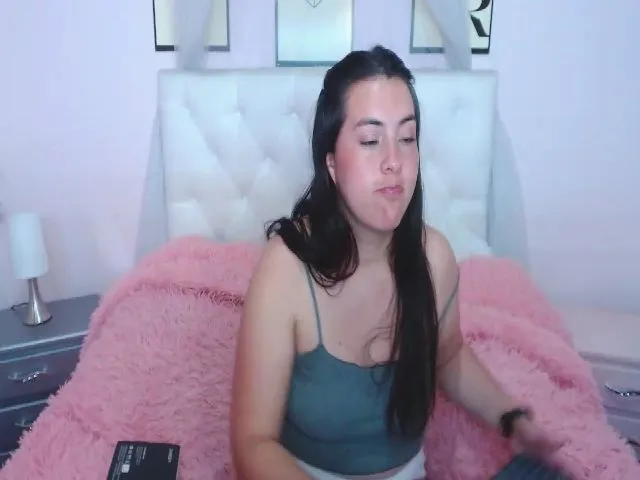 Live sex webcam photo for RouseePrety #274345636