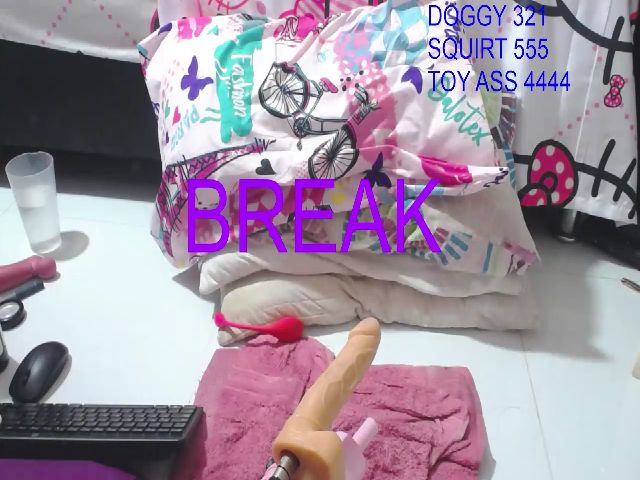 Live sex webcam photo for Roxana_06 #273353873