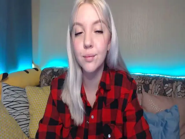 Live sex webcam photo for Rrr_barbie #271947454