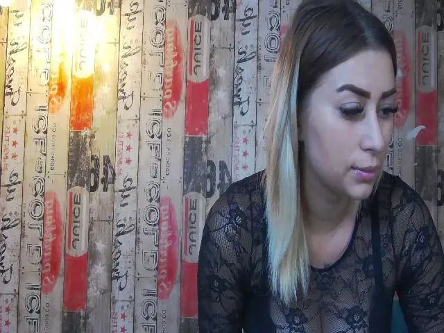 Live sex webcam photo for RubbyKalifha #274563757