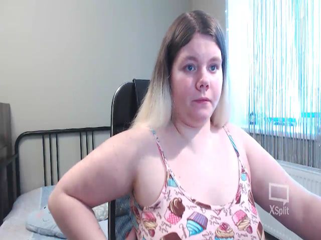 Live sex webcam photo for RubbyLips #273059437