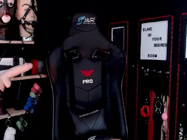 Live sex webcam photo for Rubi_slave #272847985