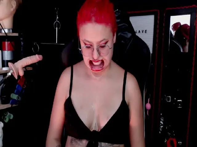 Live sex webcam photo for Rubi_slave #273438334