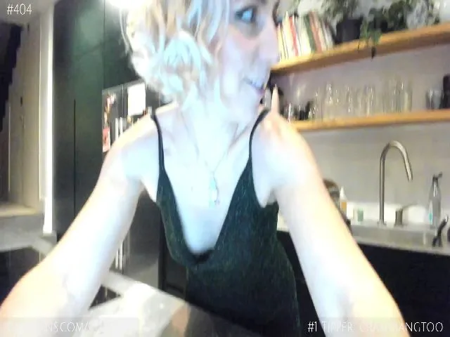 Live sex webcam photo for Ruby_Lua #272868462