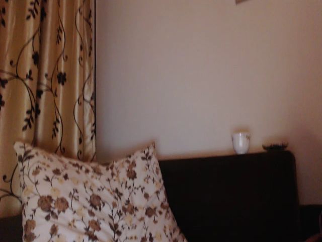 Live sex webcam photo for Rubyxxxstar #272296438