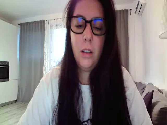 Live sex webcam photo for SILKYWOMAN #274667324