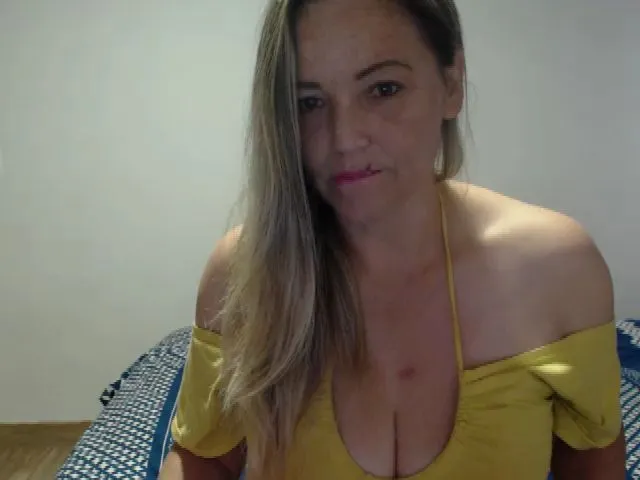 Live sex webcam photo for SWEETXBLONDE #272994931